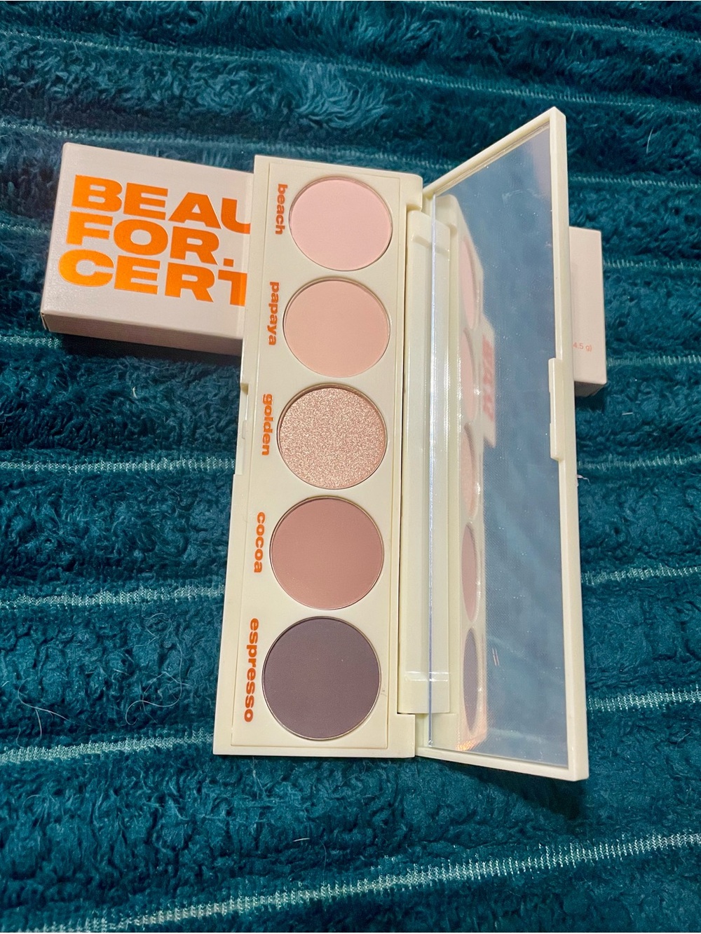 Playa to Palazzo Eyeshadow Palette - Orange Packaging - Picture 2 of 5